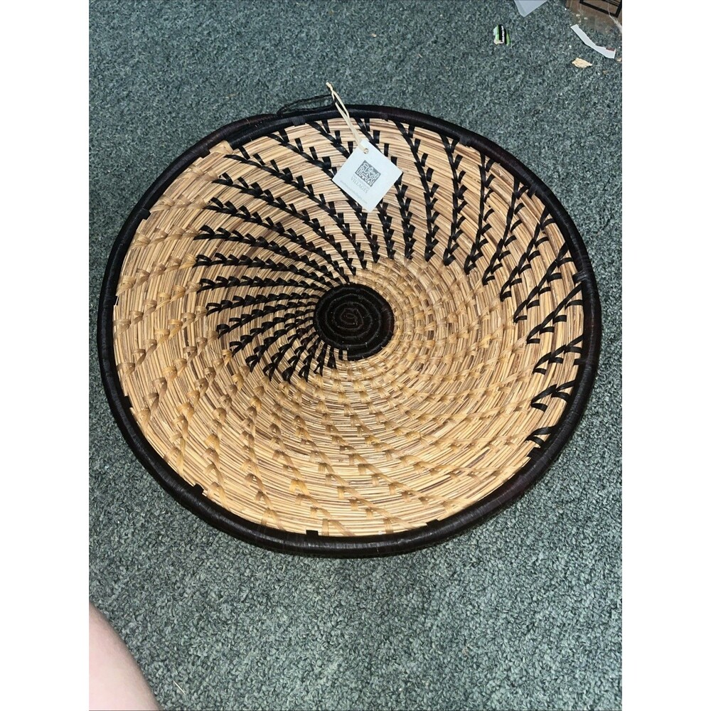 Ten Thousand Villages Raffia Banana Fiber Basket Uganda 12”